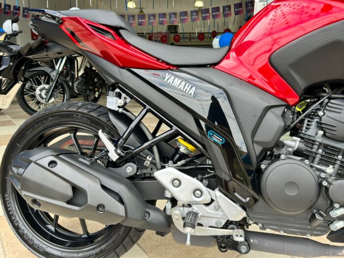 FAZER 250 FLEX 2025 - Imagem 9