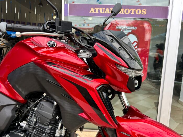 FAZER 250 FLEX 2025