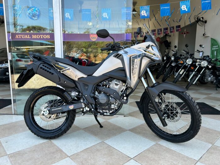 SAHARA 300 ADVENTURE 2025 - Imagem 7