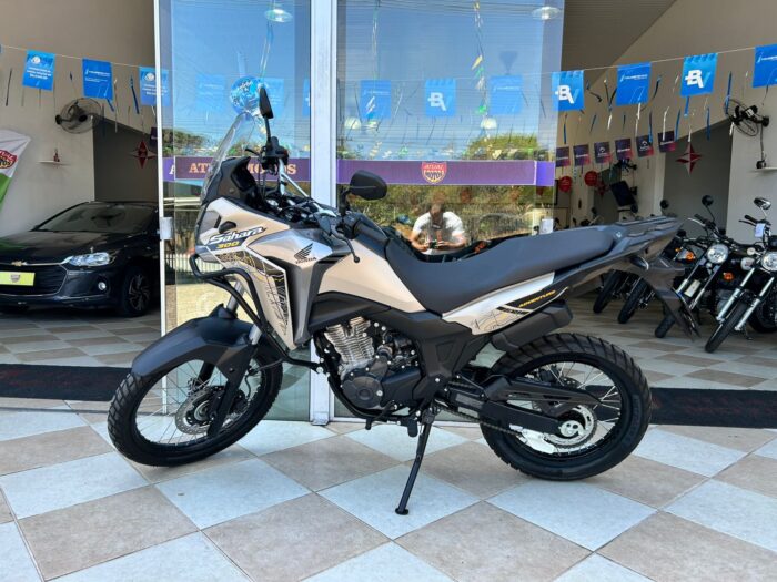 SAHARA 300 ADVENTURE 2025 - Imagem 6