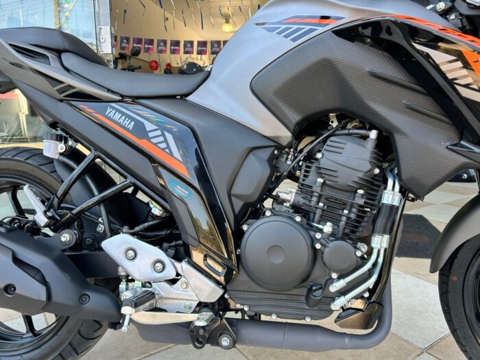 FAZER 250 FLEX 2025 - Imagem 9