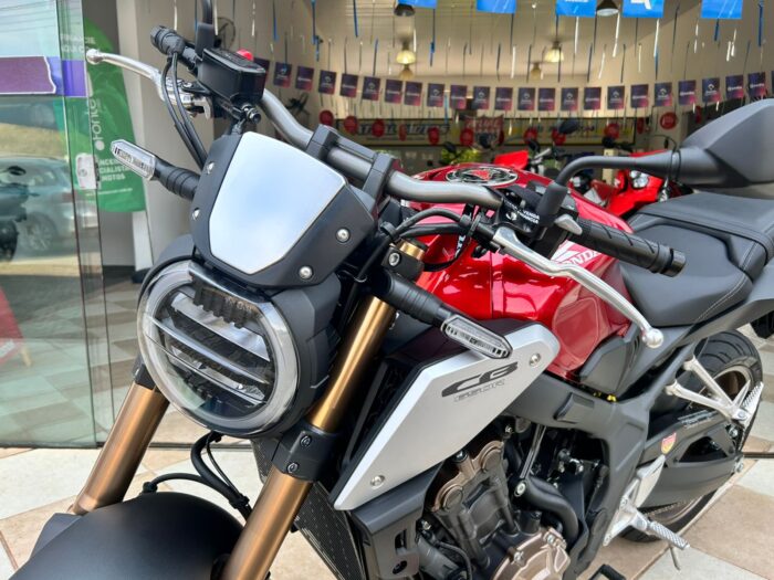 CB 650R 2022 - Imagem 6