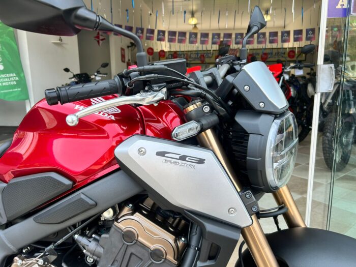 CB 650R 2022 - Imagem 2